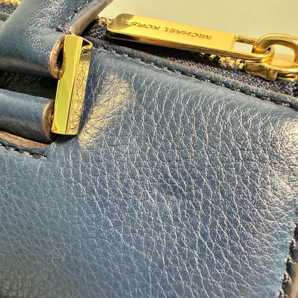 Women's Michael Kors Leather Large Hudson Satchel Tote Navy Blue Gold Logo - Picture 16 of 16